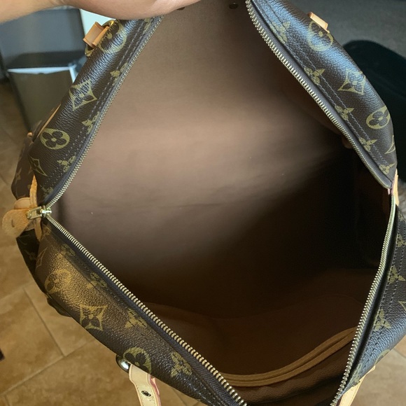 Louis Vuitton Montorgueil GM - Picture 4 of 8